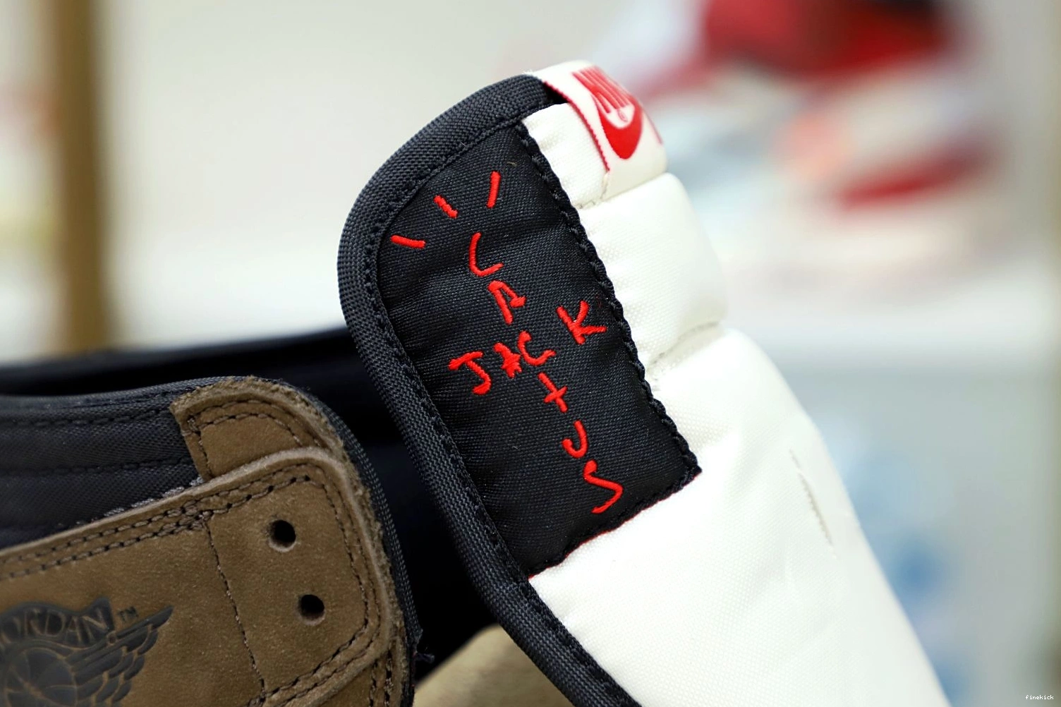 'MOCHA' JORDAN TRAVIS RETRO AIR 1 OG X SCOTT HIGH 0912